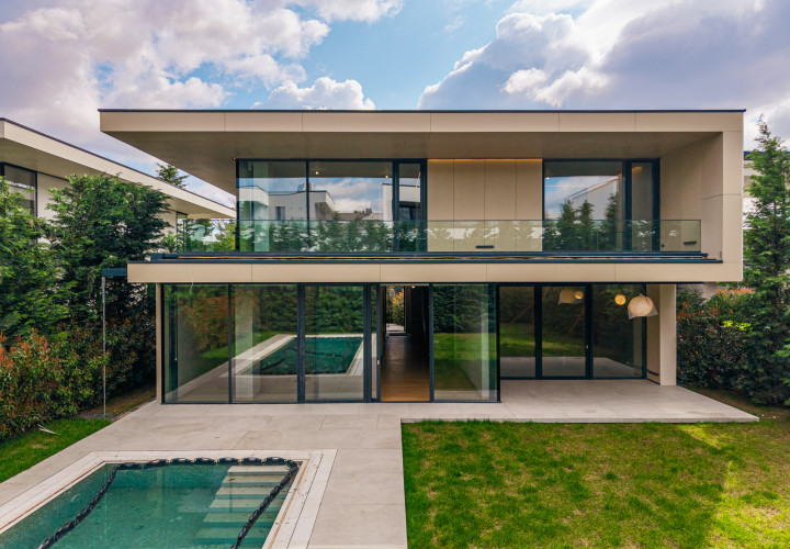 Modern Luxury VIlla in Pipera