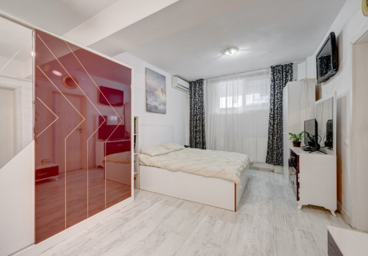 Militari  Residence - Weinner Palada - Demisol